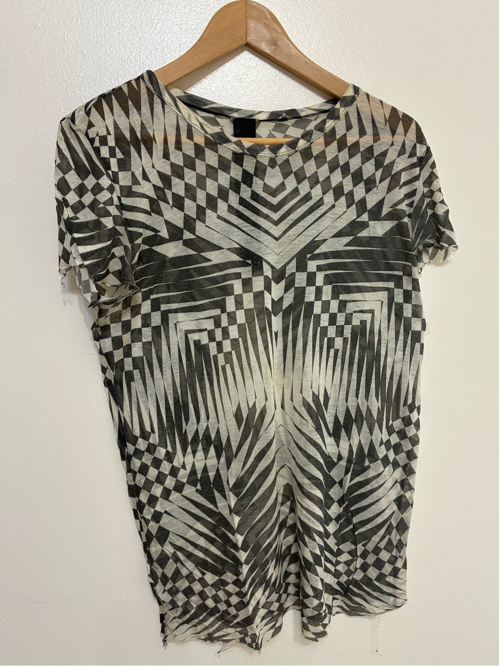 Gareth Pugh  Black & White Optical Geometry Short Sleeve Tee